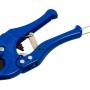 Blauer LUX PVC Rohrabschneider 42 mm Classic zum Schneiden von PVC-Rohren.