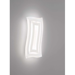 Moderne, dimmbare LED Wandleuchte Gorden von Fischer & Honsel, weiß satiniert, mit geschwungenem Design.