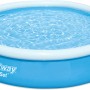 Blauer Bestway Fast Set Pool, Ø 366 cm, runder Quick-Up Pool mit Wasser und weißem Luftring.