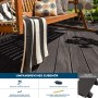 Anthrazitfarbene WPC Terrassendielen Samana von Home Deluxe auf einer Terrasse mit Zubehör.