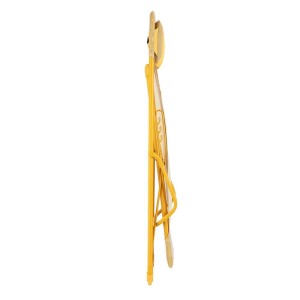 Zusammengeklappter, gelber Gartenstuhl TRANSASWING Batyline® CB Miel von OBI.