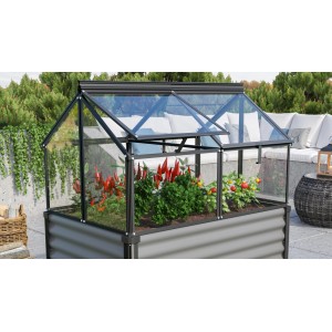 Vitavia Frühbeet Gaia Jumbo, schwarzer Rahmen, mit Pflanzen befüllt. Ideal für Garten & Terrasse.