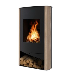 Wamsler N-Line Kaminofen Sandstein Schwarz 5 kW mit Holzscheiten im unteren Fach.