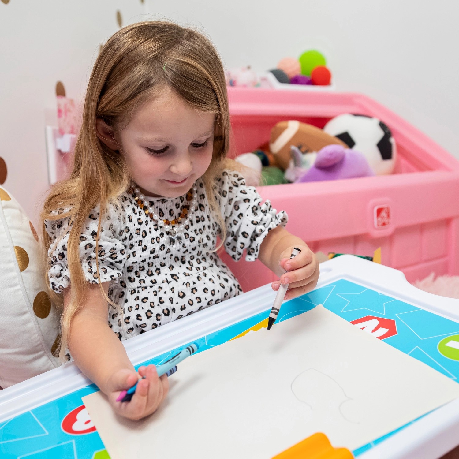 Step2 Spielzeugkiste 2In1 Toy Box and Art Lid Pink kaufen bei OBI