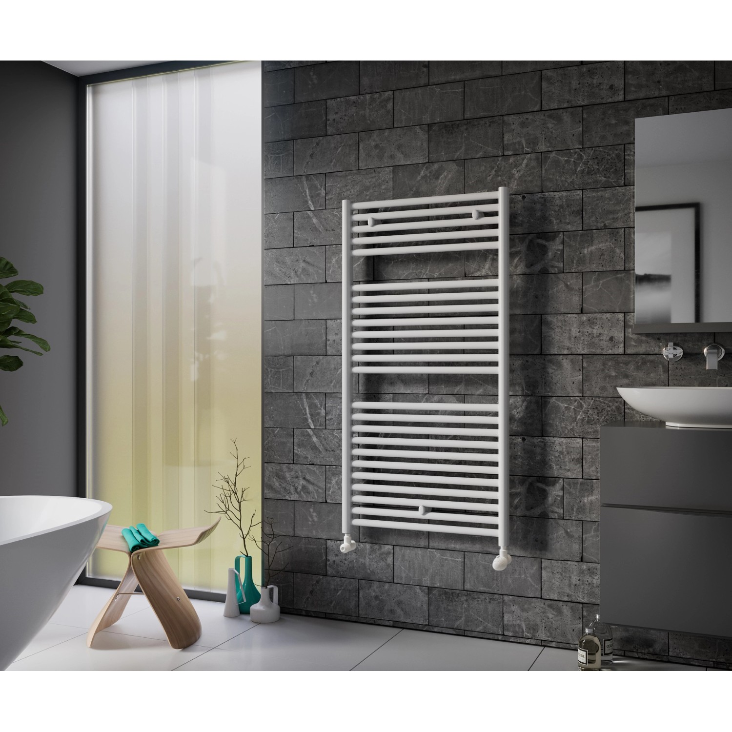 Weißer Ximax Badheizkörper Lux (1698x600 mm, 1017 W) an grauer Wand im Badezimmer.