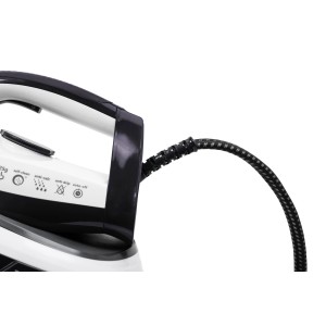 Detailaufnahme der Silva Homeline DBS 580 Dampfbügelstation mit Kabel.