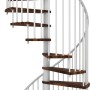 Minka Spindeltreppe Spiral Smart, Walnussfarbene Stufen, weißes Geländer. Innentreppe für den Innenbereich.