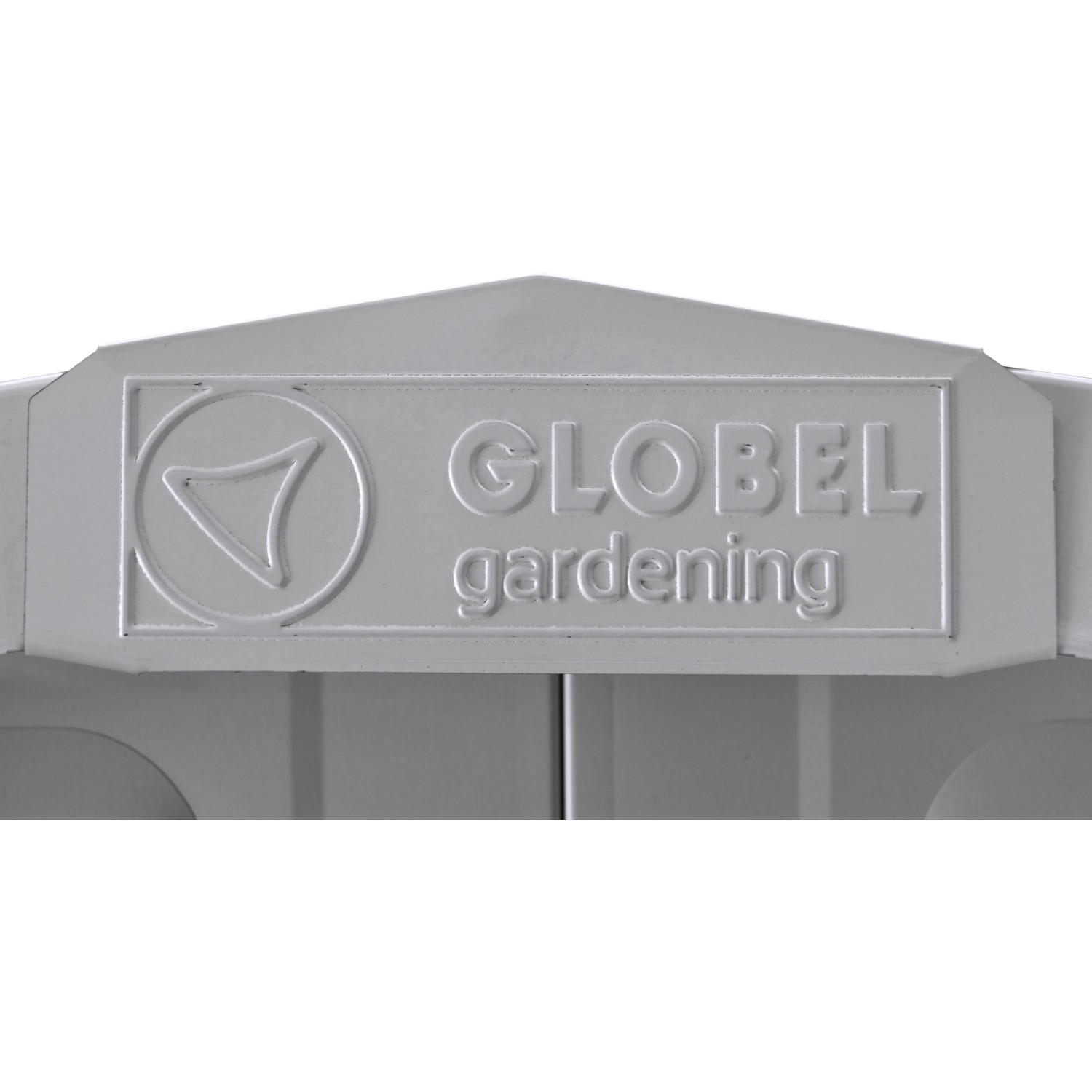 Detailansicht Globel Industries Metall-Gerätehaus, silber metallic, Logo.