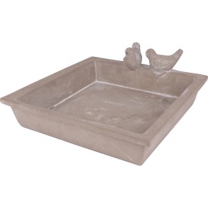 Quadratische, graue Garten-Vogeltränke (30x30 cm) aus Beton mit zwei Vogel-Figuren am Rand.