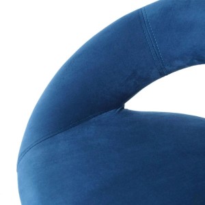 Detailaufnahme: Petrol-blauer Samt Barhocker F46 aus dem 2er-Set von MCW.