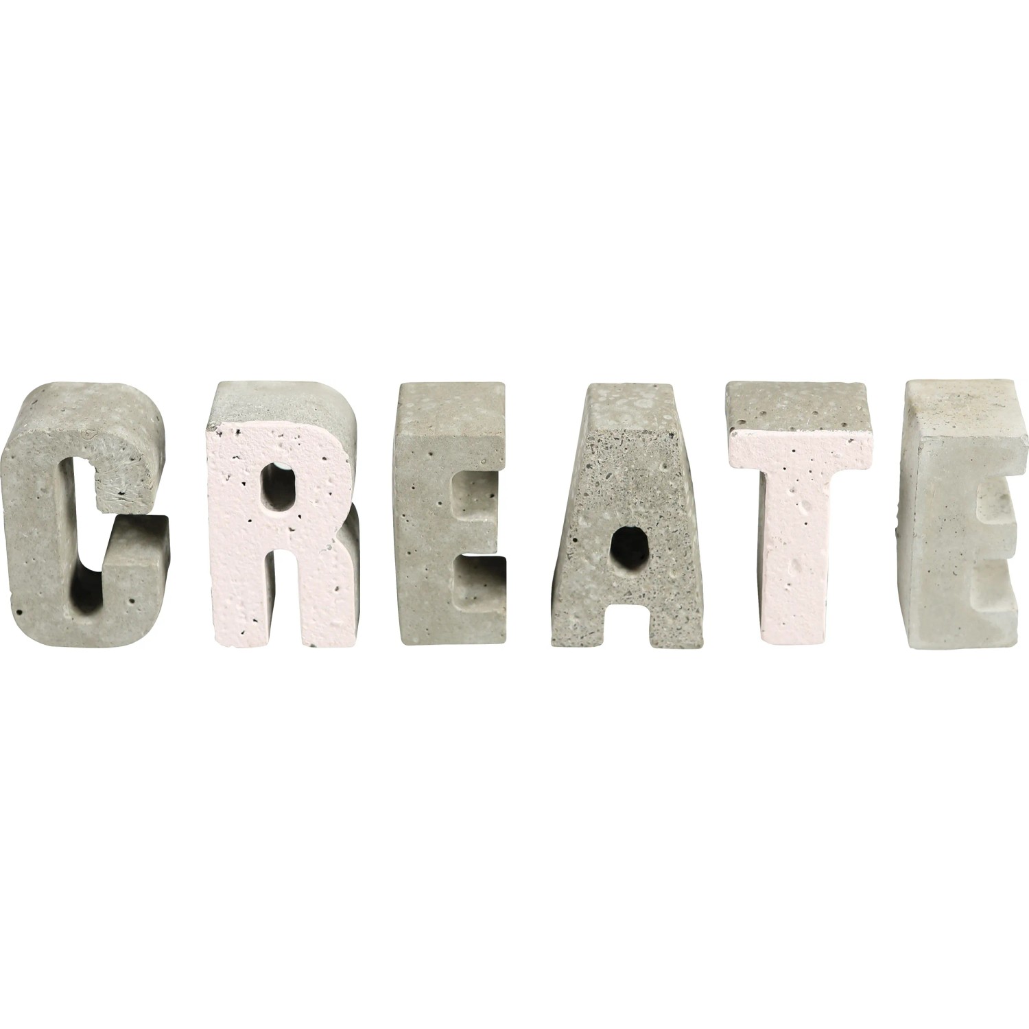 CREATE! by OBI Betonbuchstaben und -zahlen zum Selbermachen, teilweise rosa gefärbt.