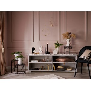 Schwarzer Teelichthalter Midnight Mystery aus Marmor, 4x6cm, als Deko auf einem Sideboard.