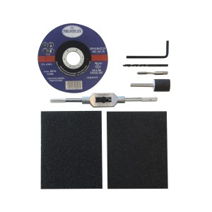 Werkzeug-Set für Treppen und Geländer Montage: Trennscheibe, Schleifschwämme, Bohrer, Gewindebohrer, Imbusschlüssel.