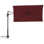 Rechteckiger, bordeauxroter Doppler Balkonschirm Active Green Edition, 240x135 cm, mit schwarzem Gestell.