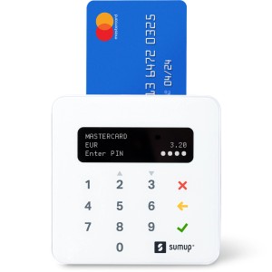 SumUp Air Kartenlesegerät mit blauer Mastercard. Kompaktes, weißes EC-Kartenlesegerät für bargeldlose Zahlungen.