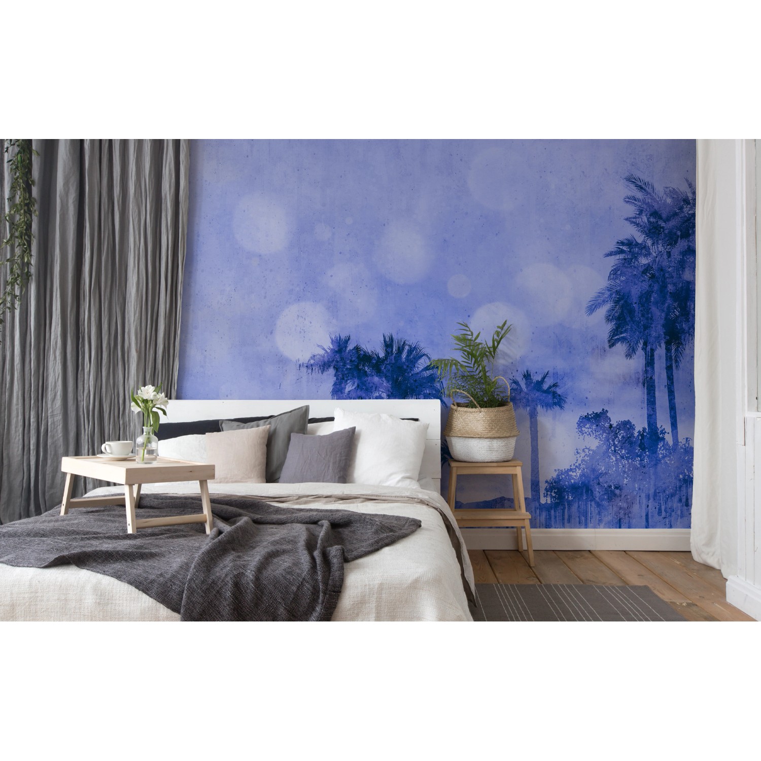 Fototapete mit blauem Palmen-Landschafts-Motiv im Schlafzimmer, 4,00 m x 2,70 m.