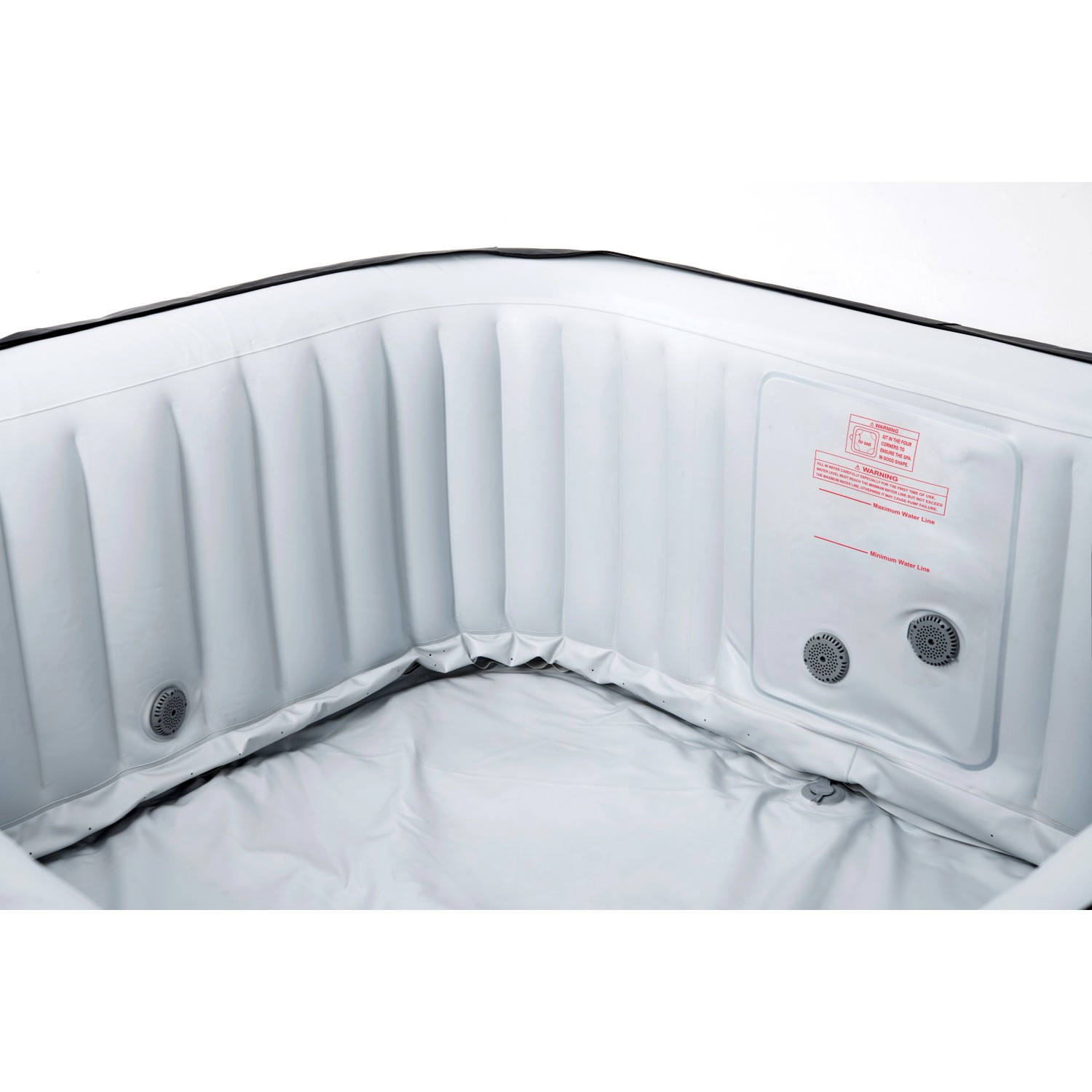 Innenansicht MSpa Premium Whirlpool Soho AirJet: Aufblasbarer Pool mit Hydromassage.