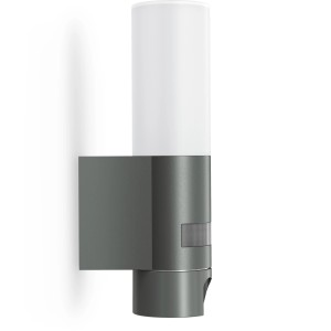 Steinel LED-Außenleuchte L 620 Cam SC in Anthrazit mit Bewegungsmelder und Kamera.