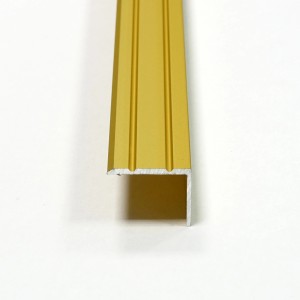 Messingfarbenes Winkelprofil BAS SK, 20x25 mm, 1000 mm lang, für Laminat & Parkett.