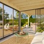 Palmako Pavillon Lenna Set, 588x300 cm, weiß lackiert. Weekendhaus mit Schiebetüren und Holzbalken.