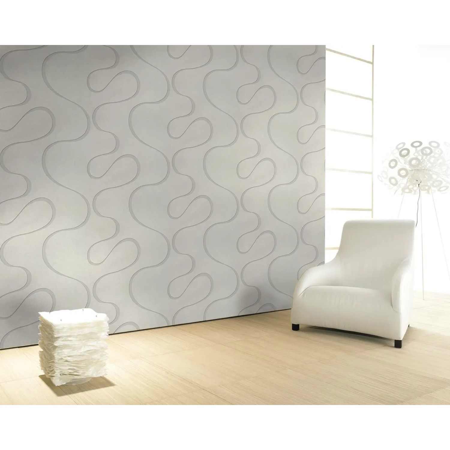 Colani Vliestapete Visions Welle Pearl-Beige im Raum, beige Wandtapete mit Wellenmuster.