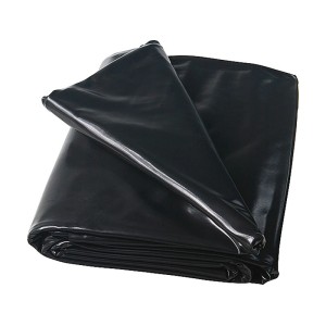 Schwarze Heissner PVC Teichfolie, 8x6m, 0,5mm Stärke, gefaltet.