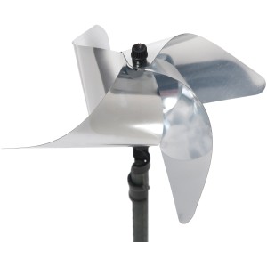 Silbernes Windspiel Windmühle als Vogelschreck für den Garten.