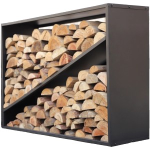 Schwarzes Westmann Kaminholzregal (115x35x80cm) gefüllt mit Holzscheiten.