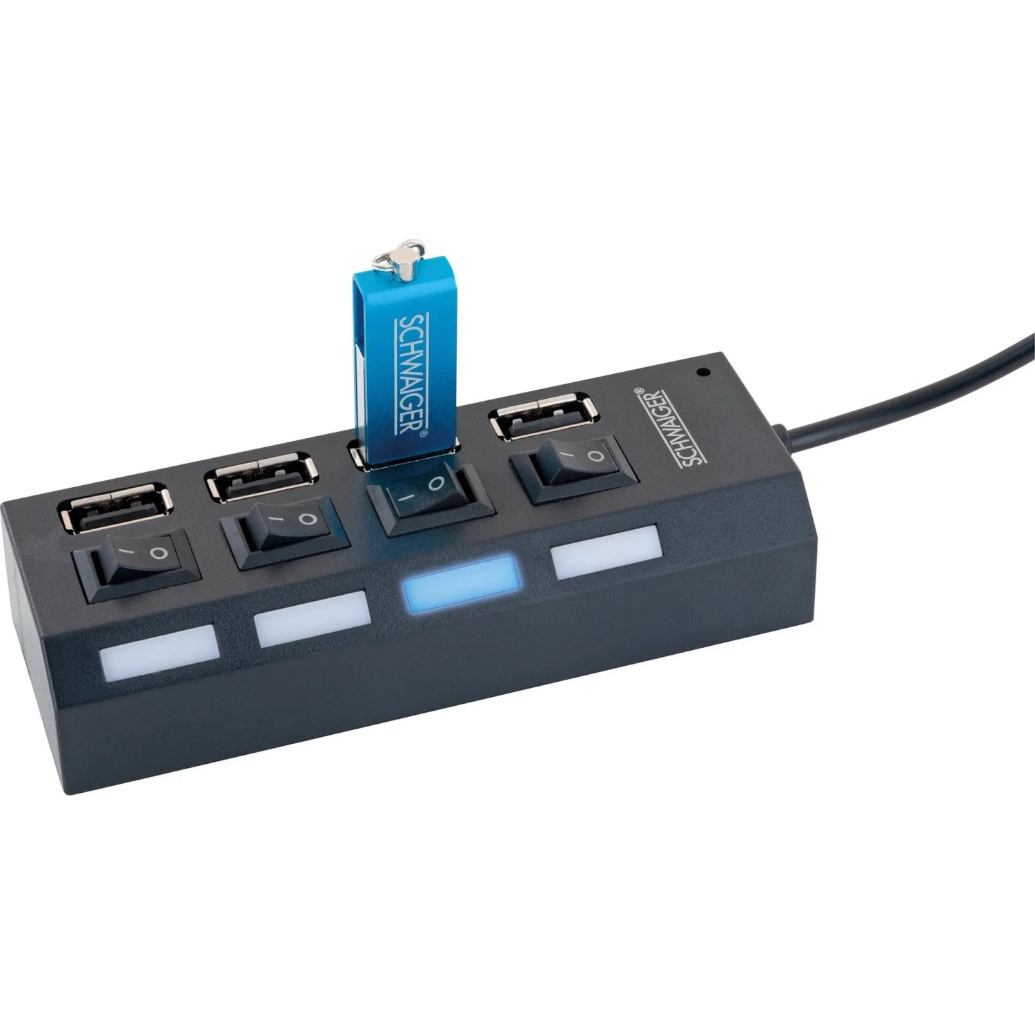 Schwaiger USB 2.0 Hub mit 4 Anschlüssen, Schalter und LED-Statusanzeige, mit eingestecktem USB-Stick.