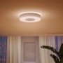 Weiße Philips Hue Infuse Deckenleuchte mit Farbwiedergabe und indirekter Beleuchtung.