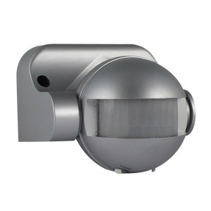 Silberner 180° Bewegungsmelder für den Außenbereich.