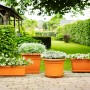 Verschiedene Florus Pflanztöpfe (Anthrazit) der Kategorie Blumentöpfe im Garten.