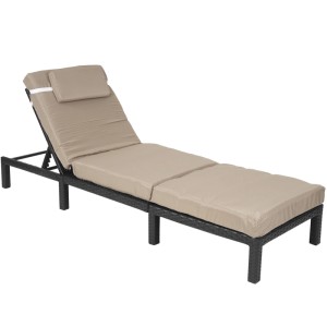 Anthrazitfarbene Poly-Rattan Sonnenliege mit creme-farbenen Kissen der Marke MCW.