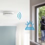 Bosch Smart Home Rauchwarnmelder II: Rauchmelder an der Decke, Einbrecher an der Tür.