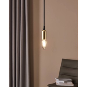 E14 LED Leuchtmittel in Kerzenform von Eglo, 4,5W, warmweißes Licht.