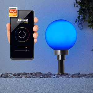 Smarte, blaue LED-Gartenleuchte Thore mit App-Steuerung neben Smartphone.