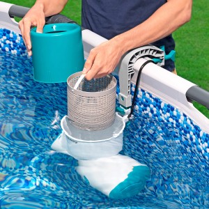 Bestway Skimatic 2-in-1 Filterpumpe mit Einhängeskimmer 2.574 l/h 48 W