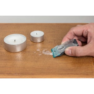 Wolfcraft Schaber mit Kunststoffklingen entfernt Wachs von Holzoberfläche.