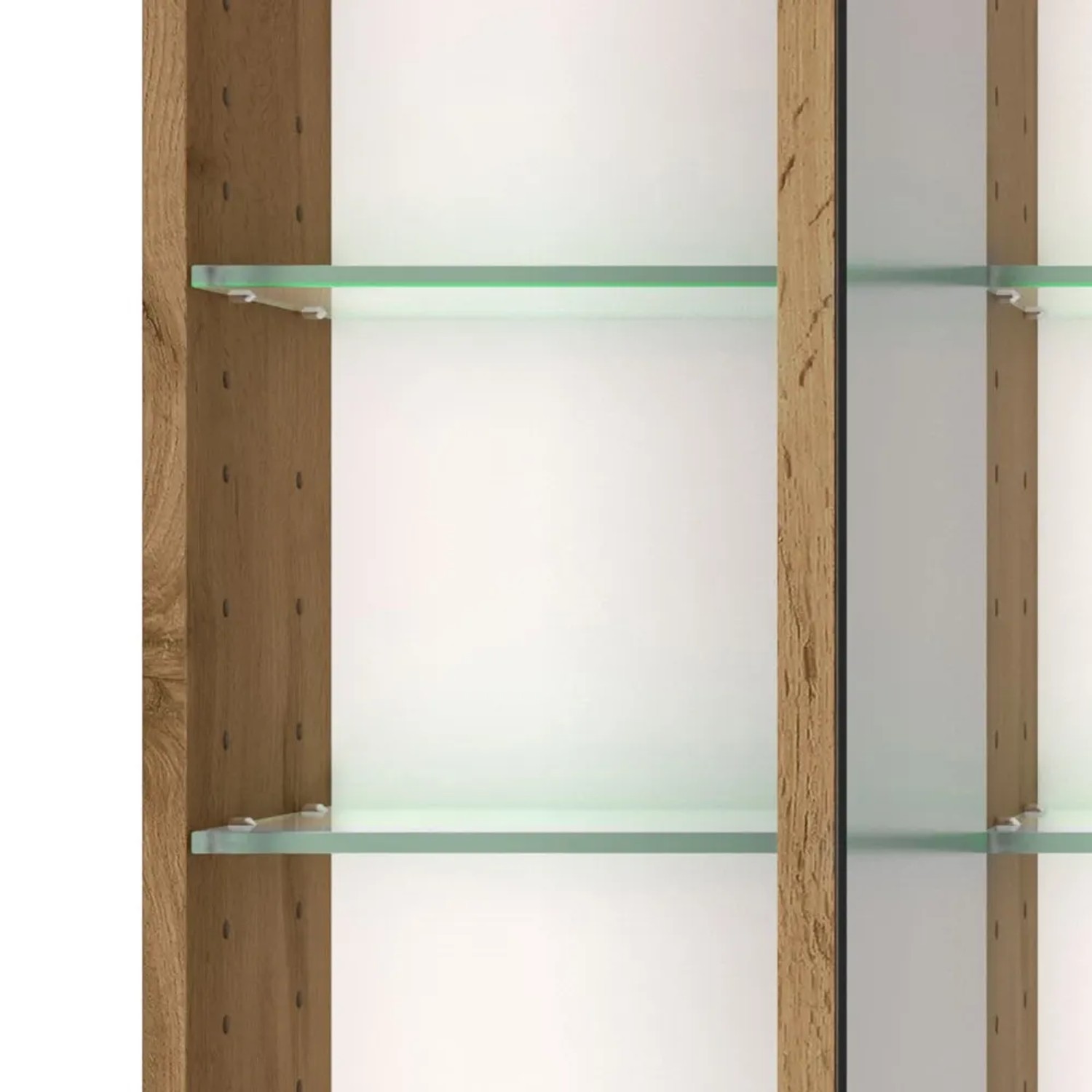 Detailaufnahme Spiegelschrank des Held Möbel Waschtisch-Sets Florenz in Wotaneiche mit Glasböden.