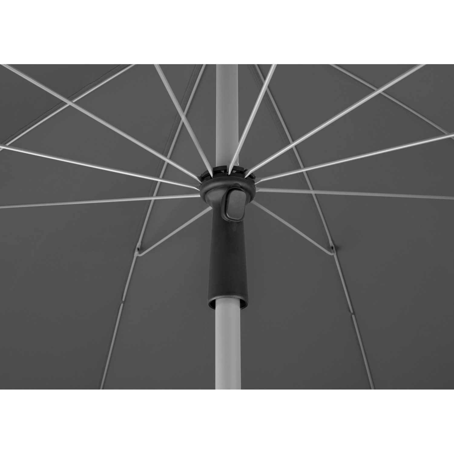 Detailaufnahme: Anthrazitfarbener Schneider Marktschirm (Ø 220 cm) mit Knickfunktion, Blick von unten.