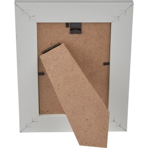Rückseite des weißen MDF-Bilderrahmens Malmo 10x15 cm mit Aufsteller.