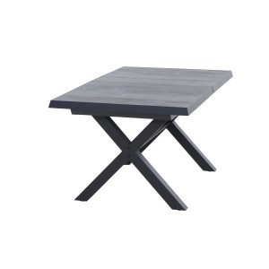 Rechteckiger, ausziehbarer Gartentisch Sincro Wood Grey von Siena Garden mit X-förmigem Untergestell.