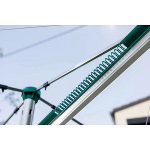 Leifheit Linomatic 500 Deluxe ClipFix Wäschespinne. Grüne ClipFix-Leiste für Kleinteile am silbernen Tragarm.