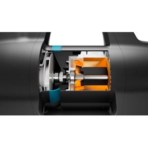Innenansicht der Gardena 6500 SilentComfort Gartenpumpe mit LC-Display und Bluetooth.