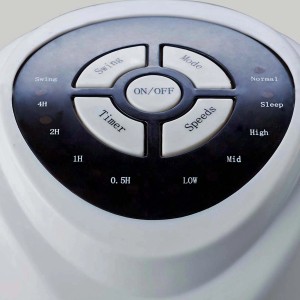 Detailaufnahme der Bedienelemente des weißen Turmventilators mit Timer, Geschwindigkeits- und Moduseinstellungen.