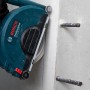 Bosch Expert Diamanttrennscheibe Multi Material Ø 115 mm im Einsatz an Betonwand.
