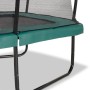 Detailaufnahme: Grünes EXIT Allure Classic Gartentrampolin mit schwarzem Rahmen und Sicherheitsnetz.