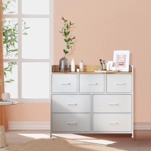 Songmics Kommode Bellah mit 7 Stoffschubladen in Weiß-Beige im Schlafzimmer.