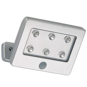 Silberne Briloner LED-Außenwandleuchte Lero mit Bewegungsmelder, 6-flammig.