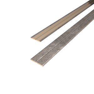 Egger Faltleiste Decowall FL003 Rovigo Beton, flexible Wandverkleidung für Innen- und Außenecken.